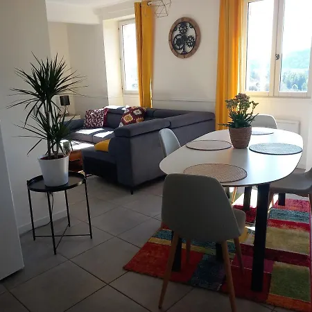 Le Petit Bambou Apartment *