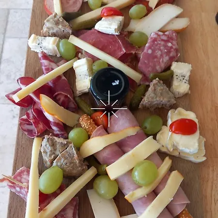 Le Petit Bambou لا روك-غاجياك