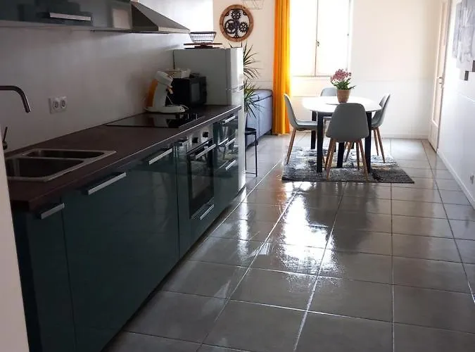 Le Petit Bambou لا روك-غاجياك